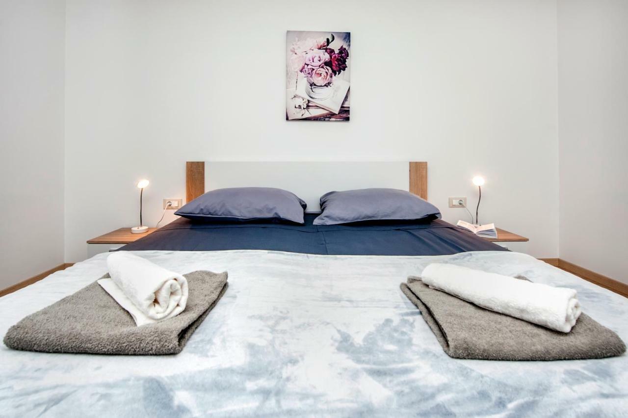 Apartman Sonata 로비니 외부 사진