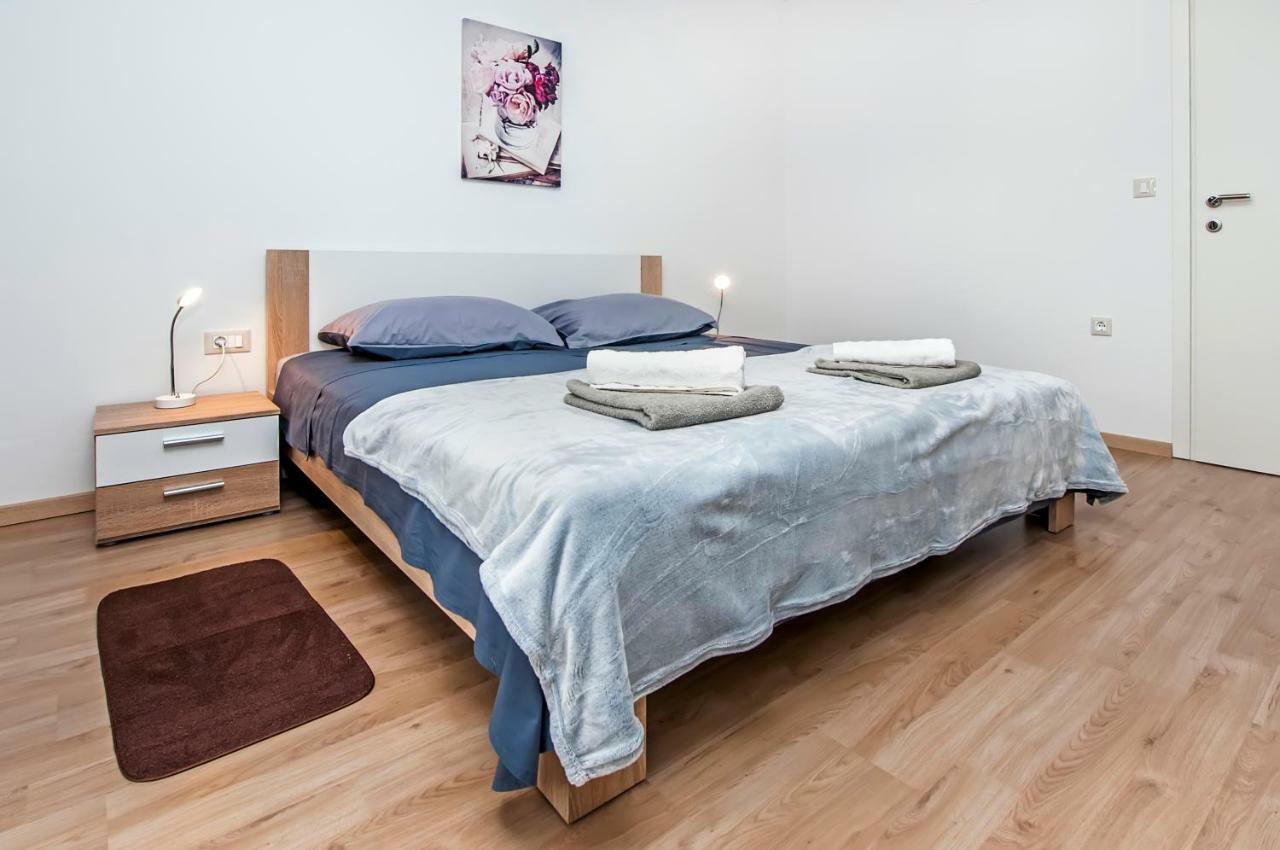 Apartman Sonata 로비니 외부 사진