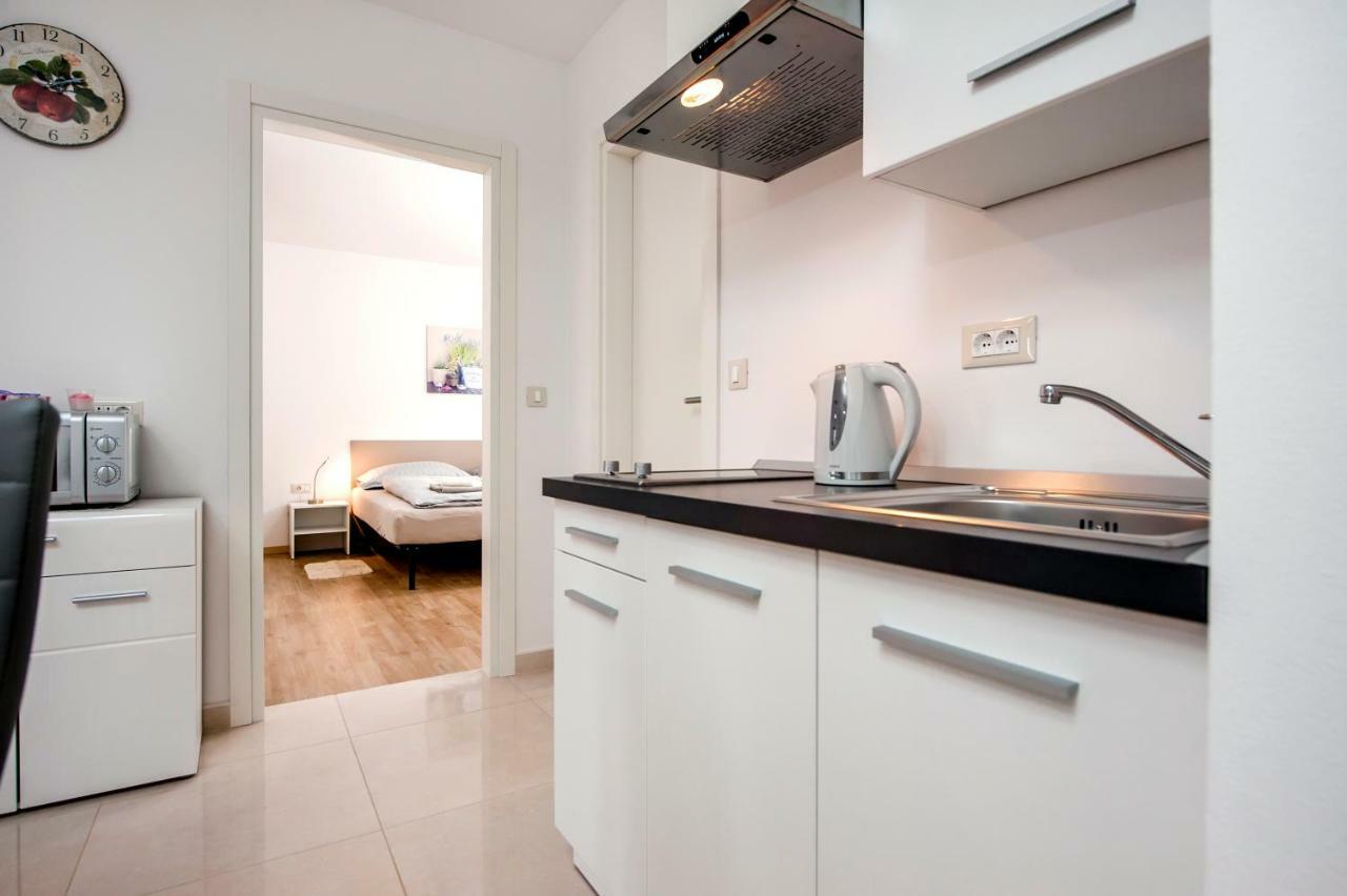 Apartman Sonata 로비니 외부 사진